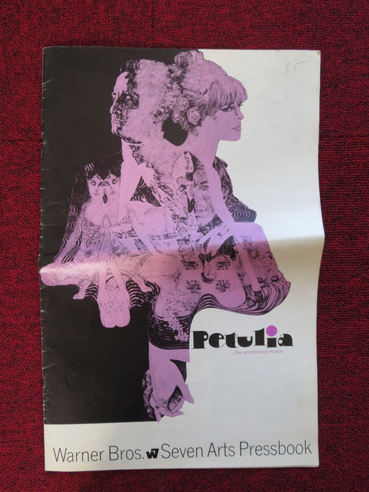 PETULIA UNCUT WARNER BROS. FOLDED PRESS BOOK JULIE CHRISTIE GEORGE C.SCOTT 1968 Rendezvous Cinema Movie posters