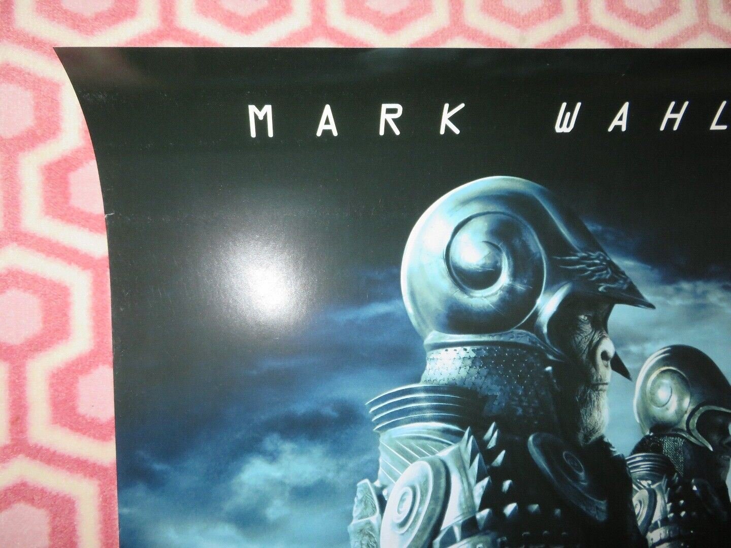PLANET OF THE APES VERSION C US ONE SHEET ROLLED POSTER MARK WAHLBERG 2001 - Rendezvous Cinema