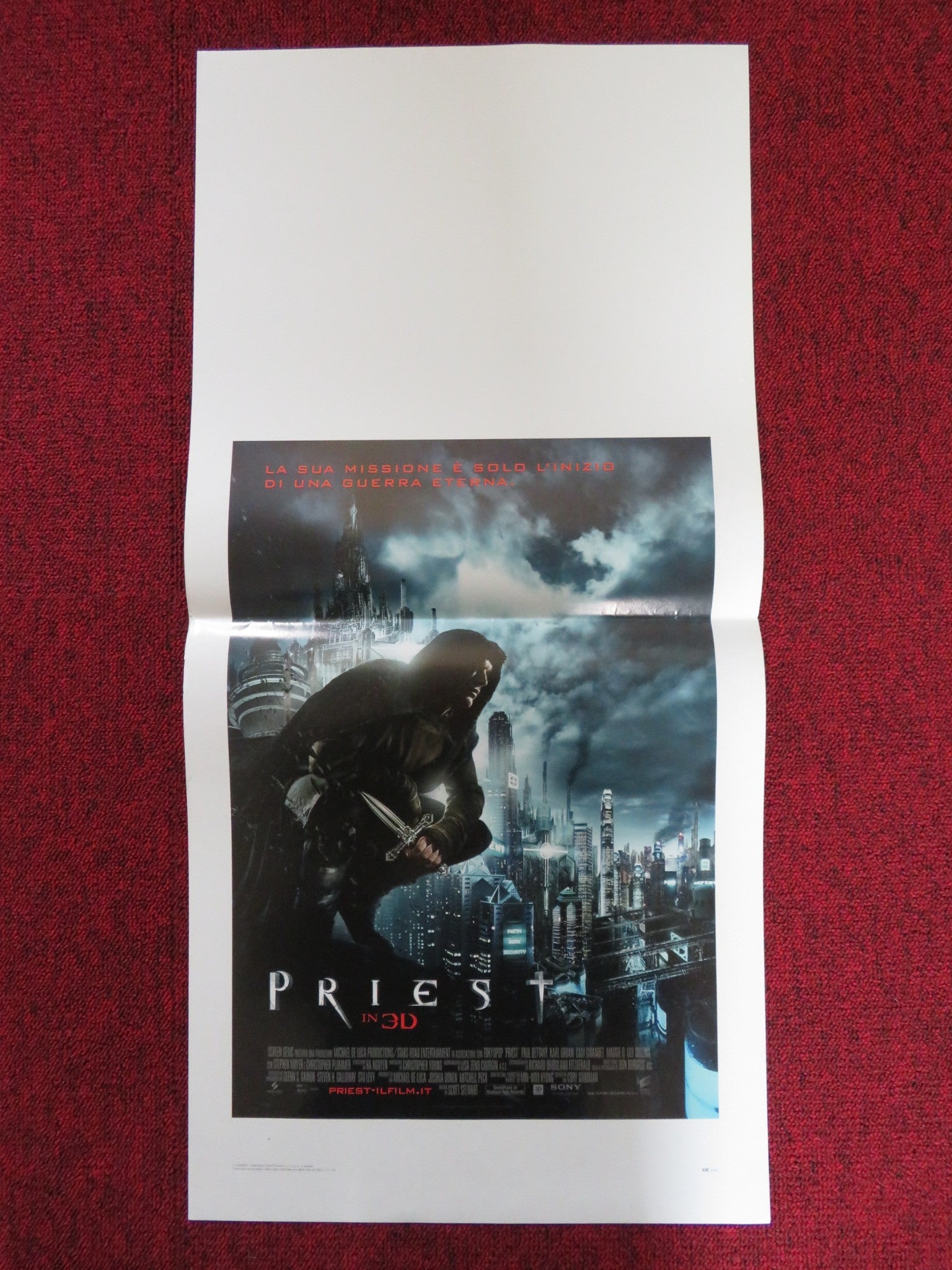 PRIEST ITALIAN LOCANDINA POSTER PAUL BETTANY KARL URBAN 2011 Rendezvous Cinema Movie posters