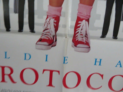 PROTOCOL US ONE SHEET POSTER GOLDIE HAWN 1984 Movie posters