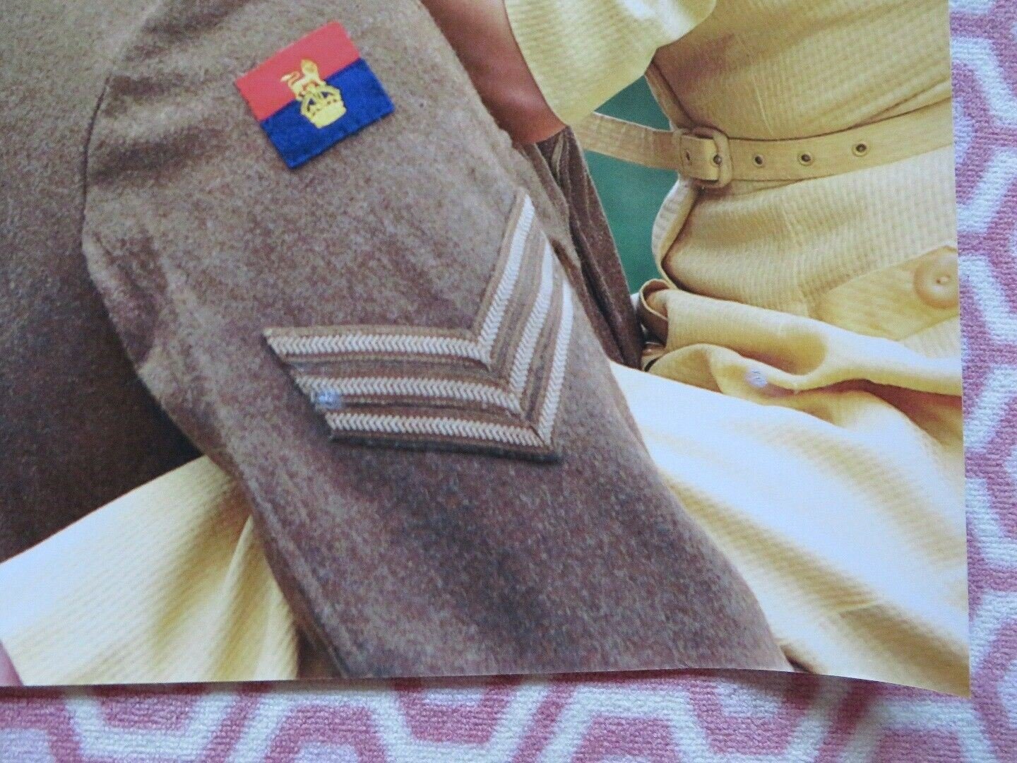 QUEEN & COUNTRY QUAD (30"x 40") ROLLED POSTER CALEB LANDRY JONES RICHARD E.GRANT Movie posters