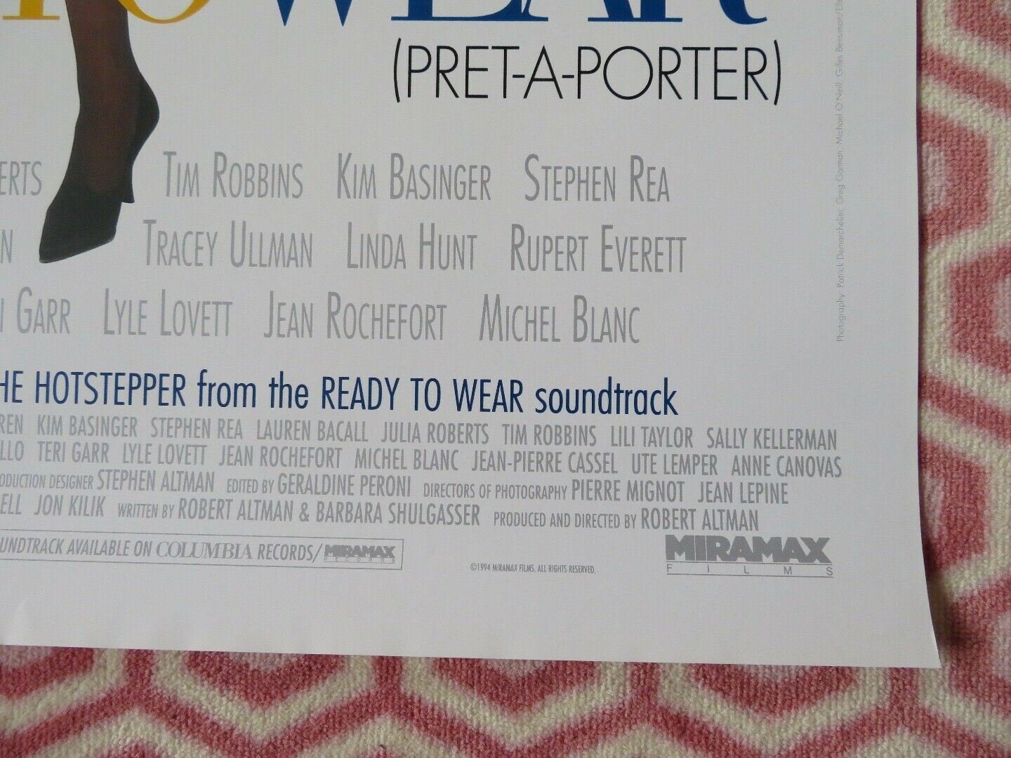READY TO WEAR / PRET - A - PORTER US ONE SHEET ROLLED POSTER KIM BASINGER 1994 Movie posters