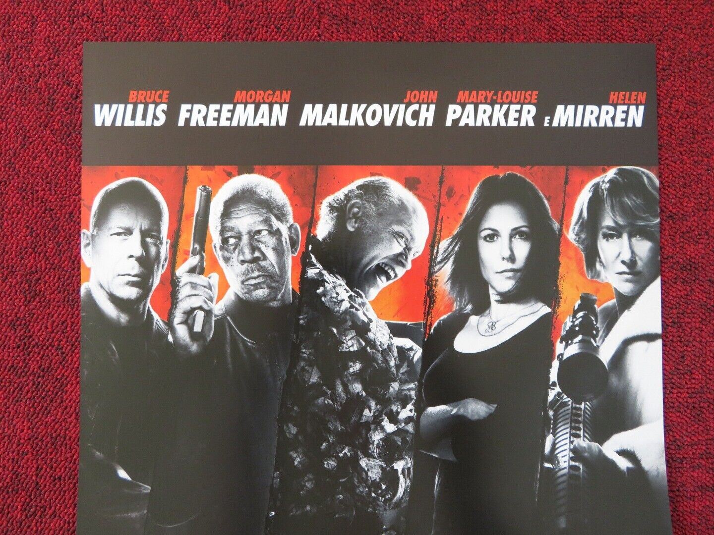 RED ITALIAN LOCANDINA (26.5"x12.5") POSTER BRUCE WILLIS MORGAN FREEMAN 2010 Rendezvous Cinema Movie posters
