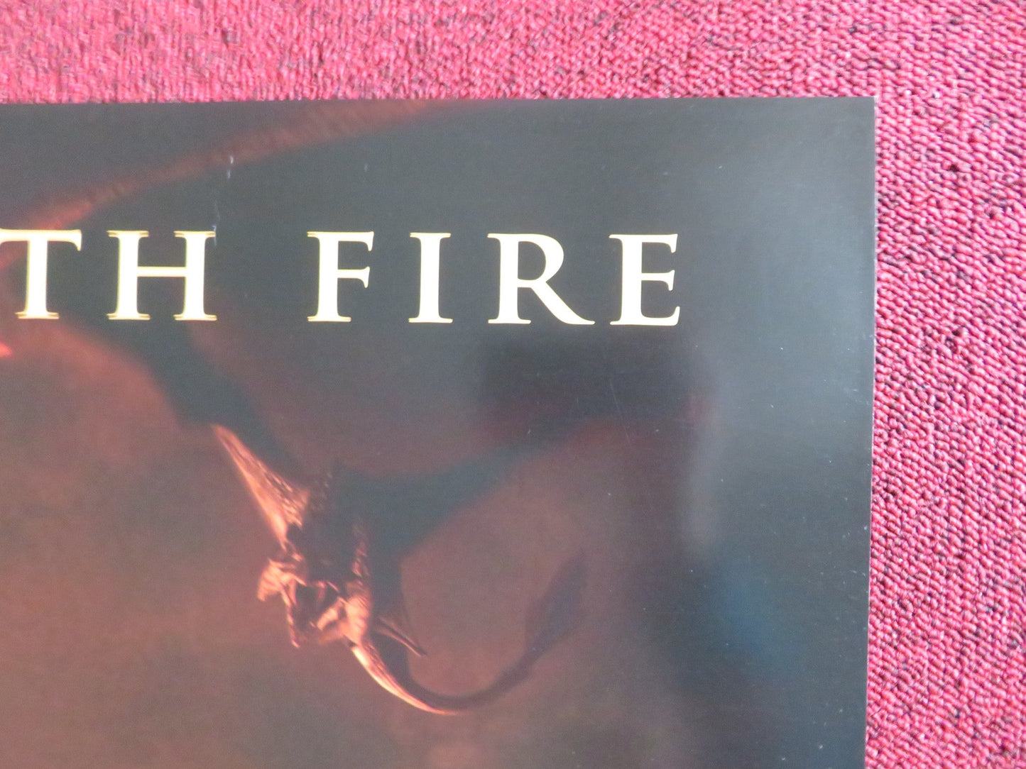 REIGN OF FIRE US ONE SHEET ROLLED POSTER CHRISTIAN BALE MATTHEW MCCONAUGHEY 2002 Rendezvous Cinema Movie posters