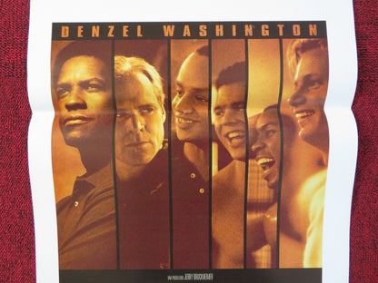 REMEMBER THE TITANS ITALIAN LOCANDINA POSTER DENZEL WASHINGTON WILL PATTON 2000 Rendezvous Cinema Movie posters