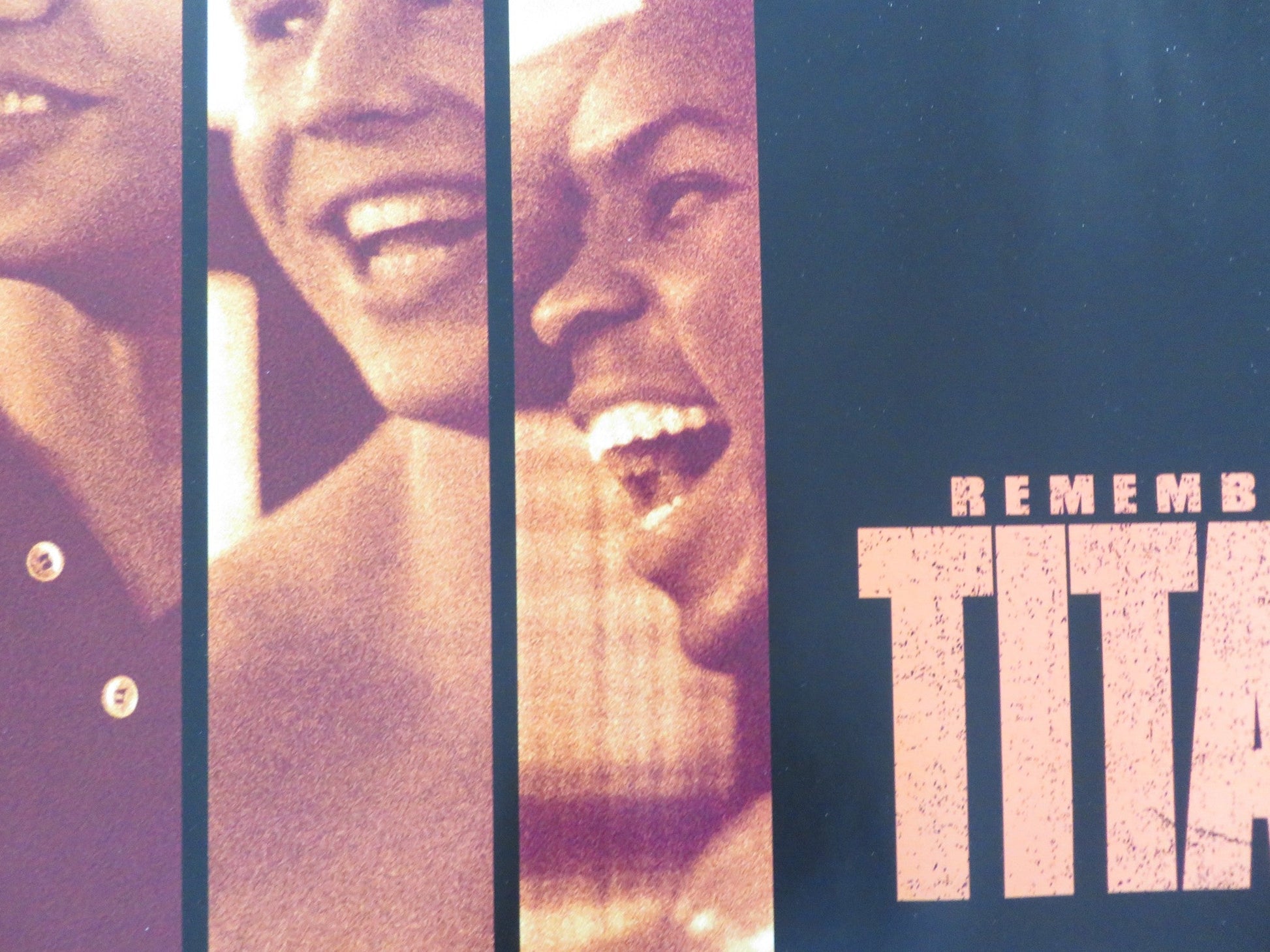 REMEMBER THE TITANS UK QUAD (30"x 40") ROLLED POSTER DENZEL WASHINGTON 2000 Rendezvous Cinema Movie posters