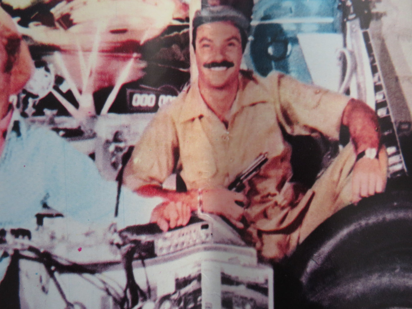 ROBA CHE SCOTTA / HOT STUFF - A ITALIAN FOTOBUSTA POSTER DOM DELUISE 1979 Rendezvous Cinema Movie posters