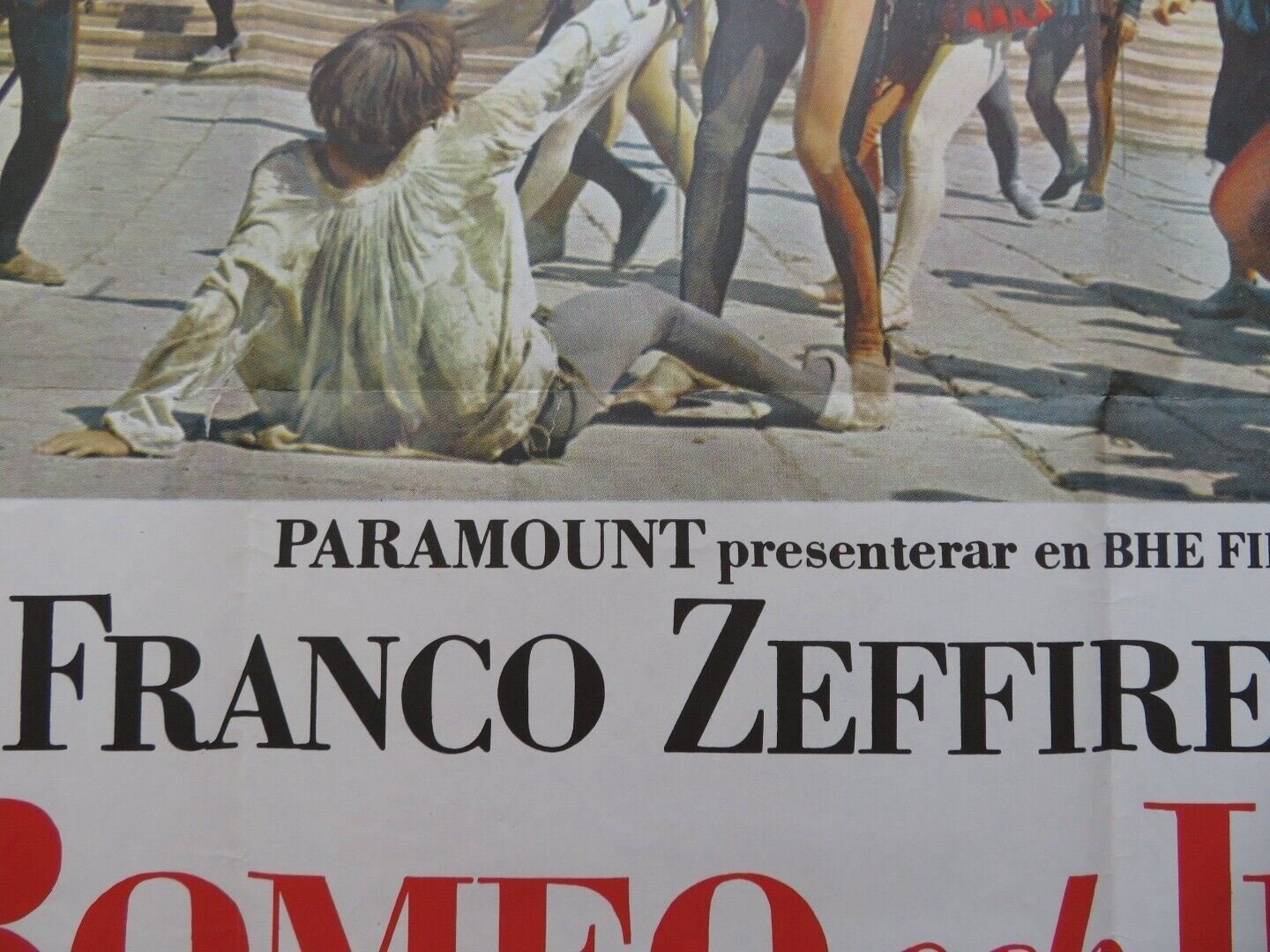 ROMEO AND JULIET FOLDED SWEDISH ONE SHEET POSTER OLIVIA HUSSEY LEONARD WHITING - Rendezvous Cinema