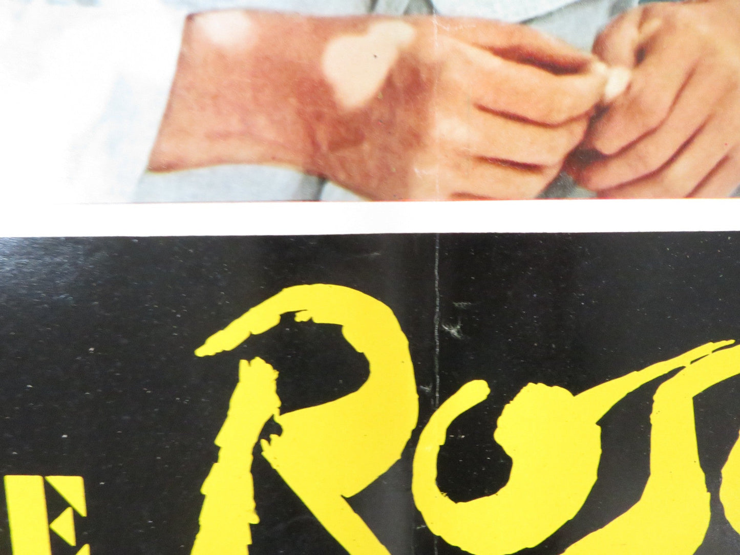 ROSEBUD - A ITALIAN FOTOBUSTA POSTER PETER O'TOOLE RICHARD ATTENBOROUGH 1975 Rendezvous Cinema Movie posters