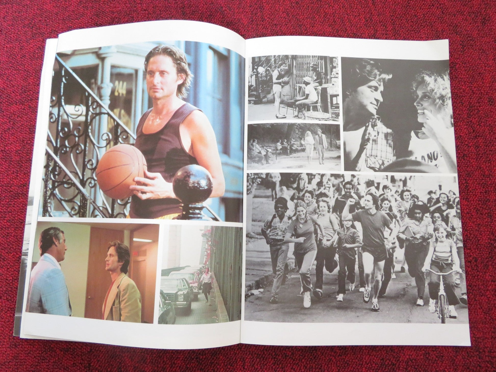 RUNNING JAPANESE BROCHURE / PRESS BOOK MICHAEL DOUGLAS SUSAN ANPACH 1979 Rendezvous Cinema Movie posters