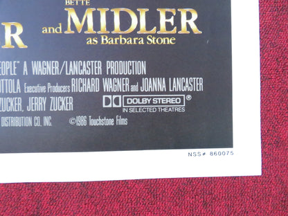 RUTHLESS PEOPLE FOLDED US ONE SHEET POSTER DANNY DEVITO BETTE MIDLER 1986 Rendezvous Cinema Movie posters