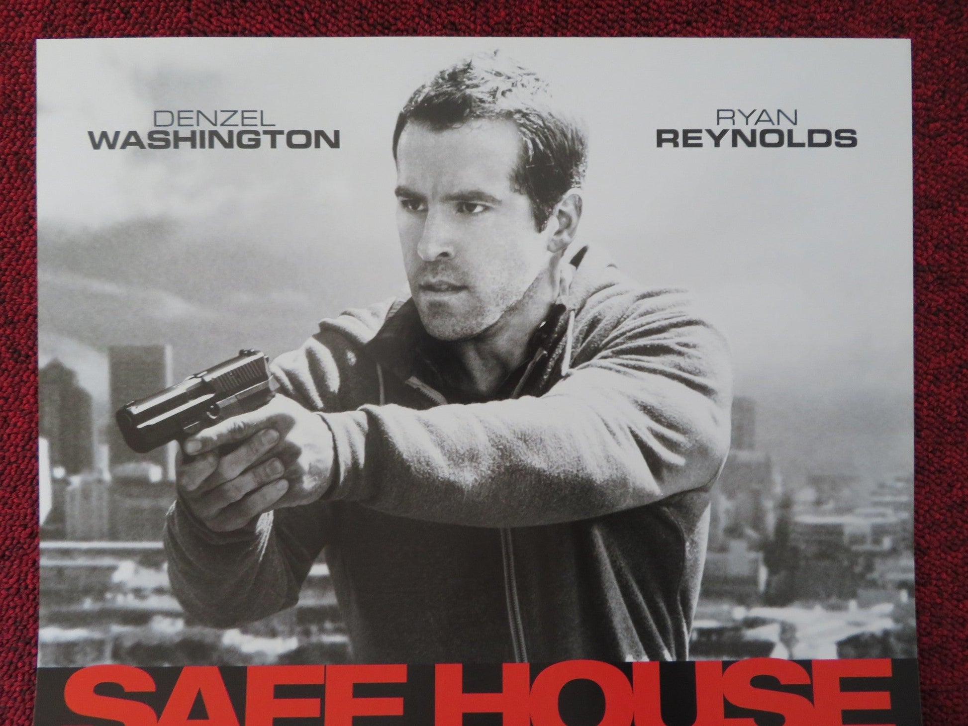 SAFE HOUSE ITALIAN LOCANDINA POSTER RYAN REYNOLDS DENZEL WASHINGTON 2012 Rendezvous Cinema Movie posters
