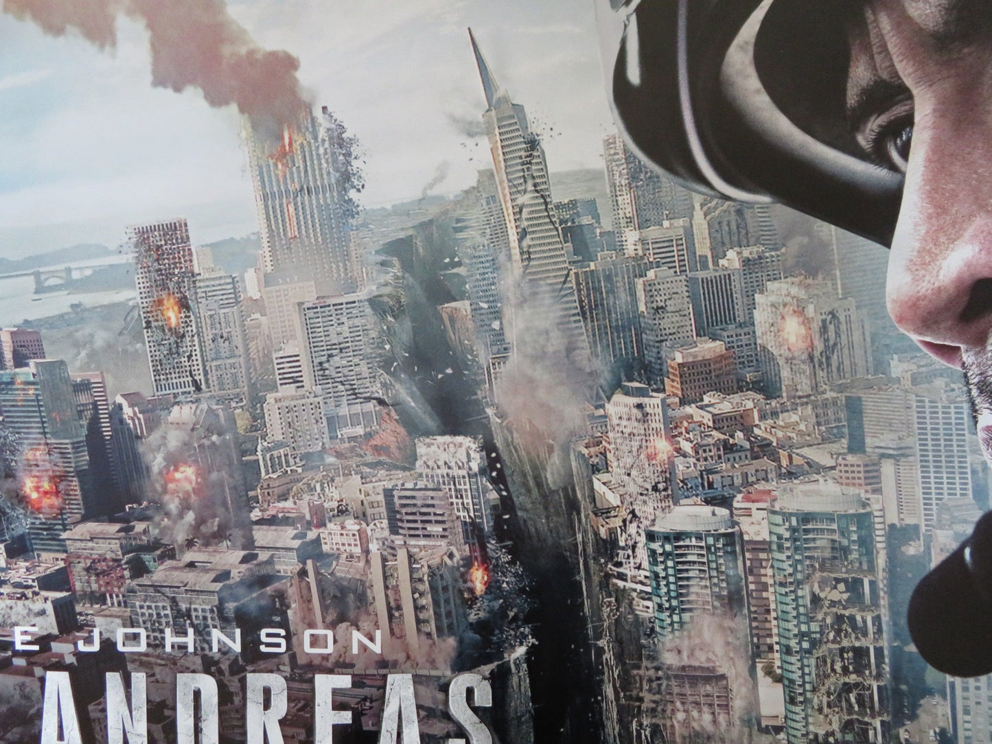 SAN ANDREAS UK QUAD (30"x 40") ROLLED POSTER DWAYNE JOHNSON CARLA GUGINO 2015 Rendezvous Cinema Movie posters