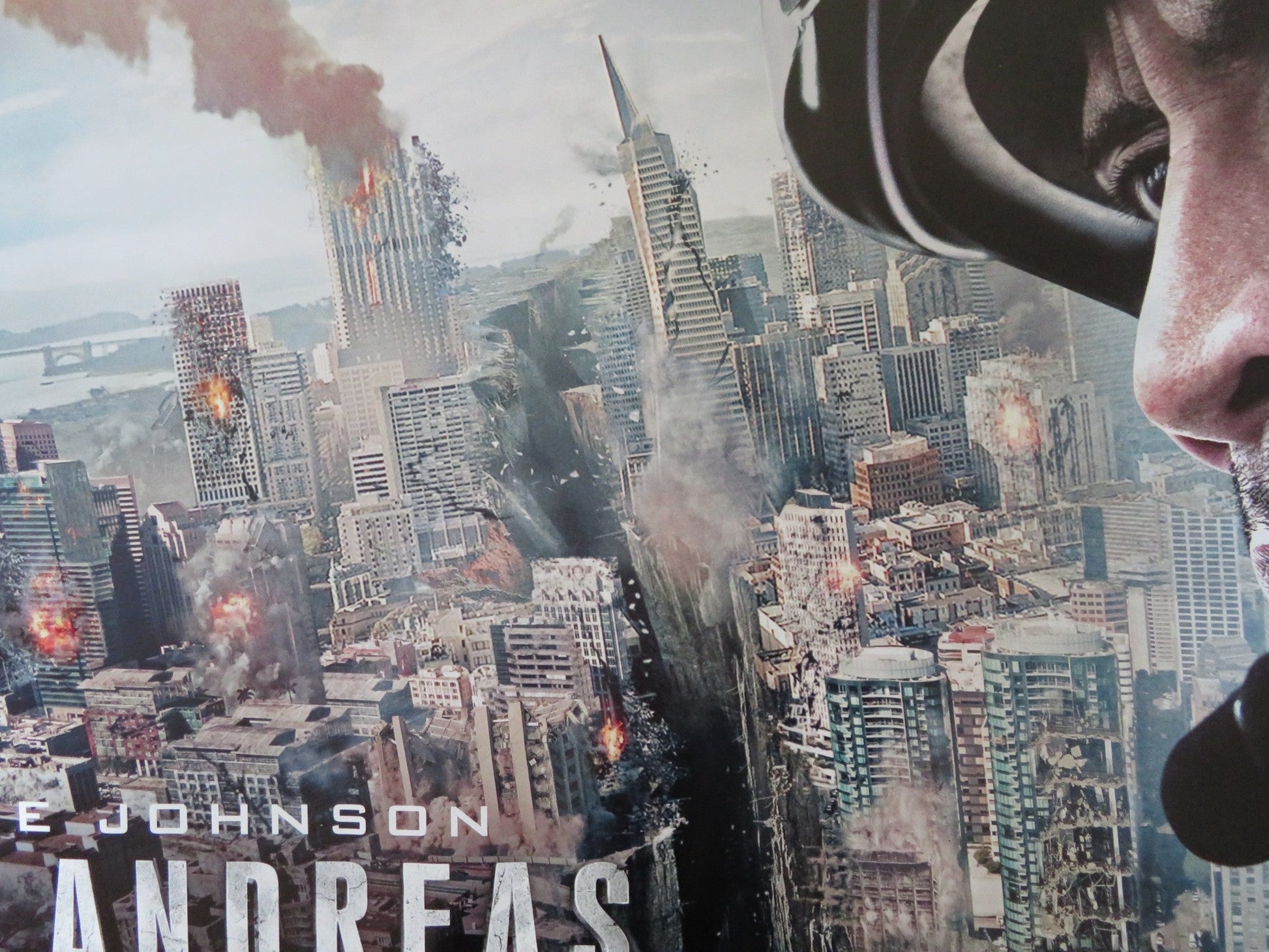 SAN ANDREAS UK QUAD (30"x 40") ROLLED POSTER DWAYNE JOHNSON CARLA GUGINO 2015 Rendezvous Cinema Movie posters