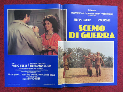 SCEMO DI GUERRA - E ITALIAN FOTOBUSTA POSTER BEPPE GRILLO COLUCHE 1985 Rendezvous Cinema Movie posters