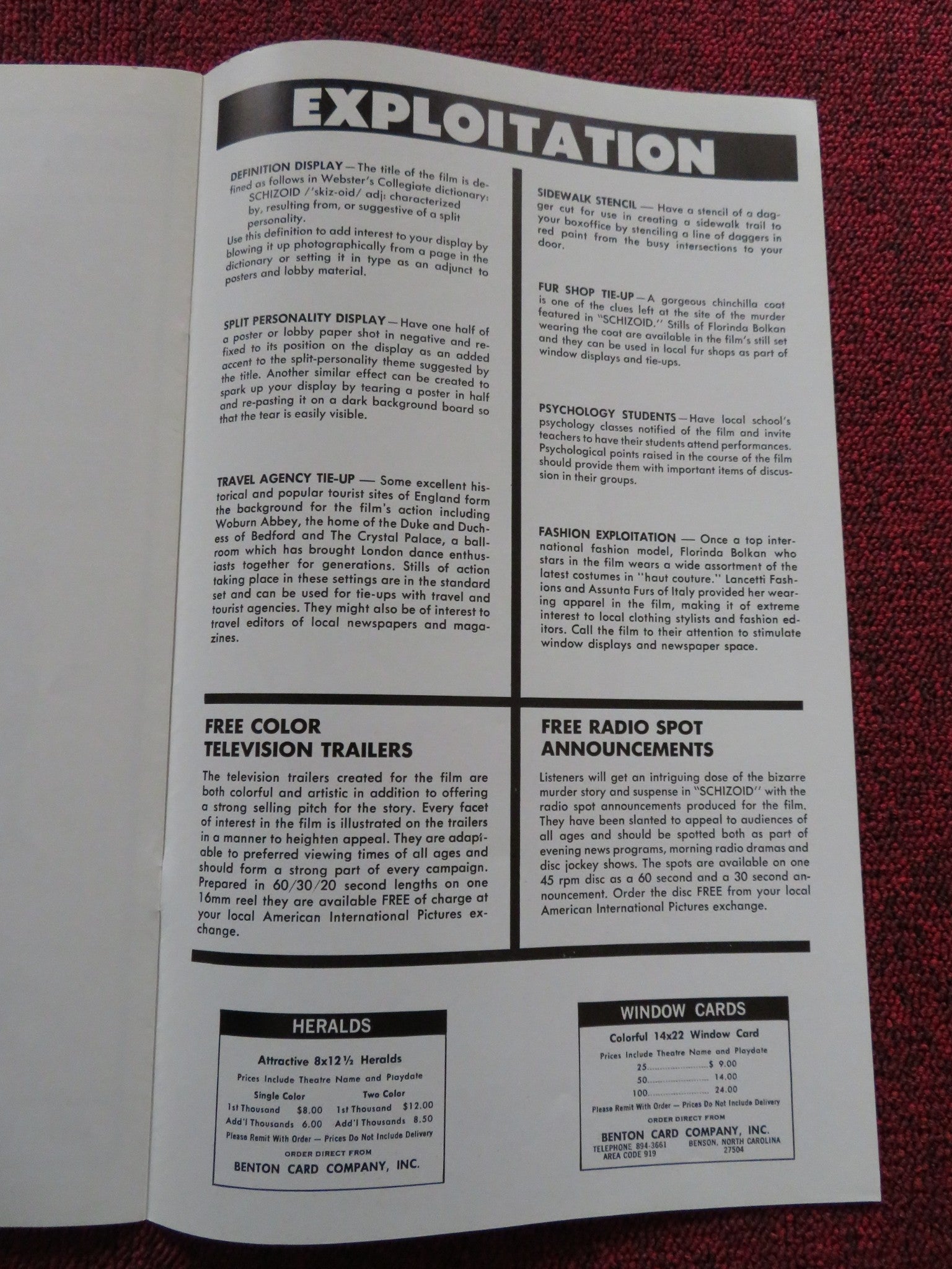 SCHIZOID / A Lizard in a Woman's Skin - UNCUT US PRESSBOOK LUCIO FULCI 1971 Rendezvous Cinema Movie posters