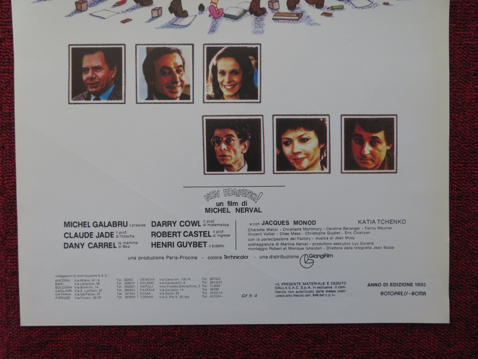 SCHOOLS FALLING APART ITALIAN LOCANDINA POSTER MICHEL GALABRU DARRY COWL 1981 Rendezvous Cinema Movie posters