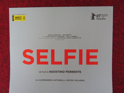 SELFIE ITALIAN LOCANDINA POSTER ALESSANDRO ANTONELLI PIETRO ORLANDO 2019 Rendezvous Cinema Movie posters
