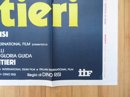 SESSO E VOLENTIERI ITALIAN 2 FOGLIO POSTER JOHNNY DORELLI LAURA ANTONELLI 1982 Rendezvous Cinema Movie posters