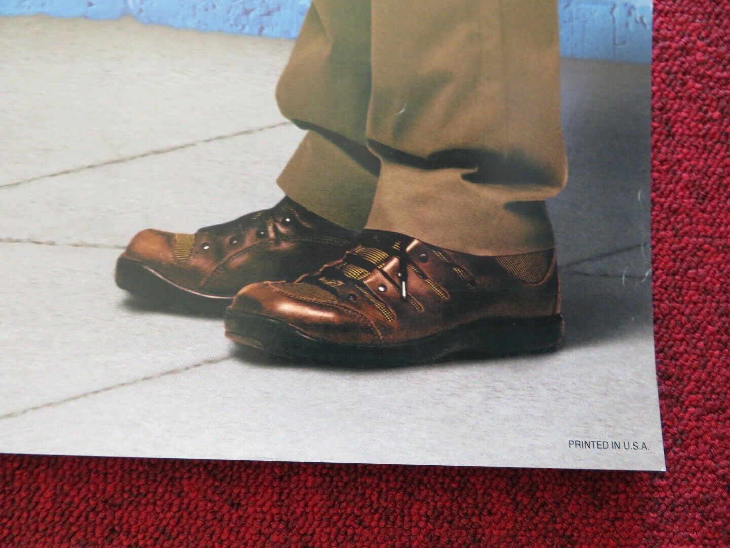 SHALLOW HALL - VERSION A US ONE SHEET ROLLED POSTER GWYNETH PALTROW 2001 Movie posters