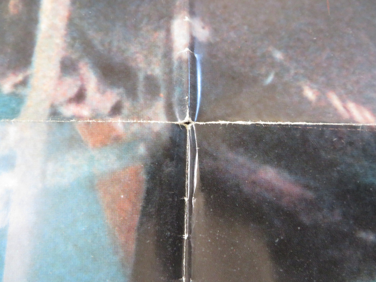 SHARKS TREASURE FOLDED US ONE SHEET POSTER CORNEL WILDE YAPHET KOTTO 1975 Rendezvous Cinema Movie posters