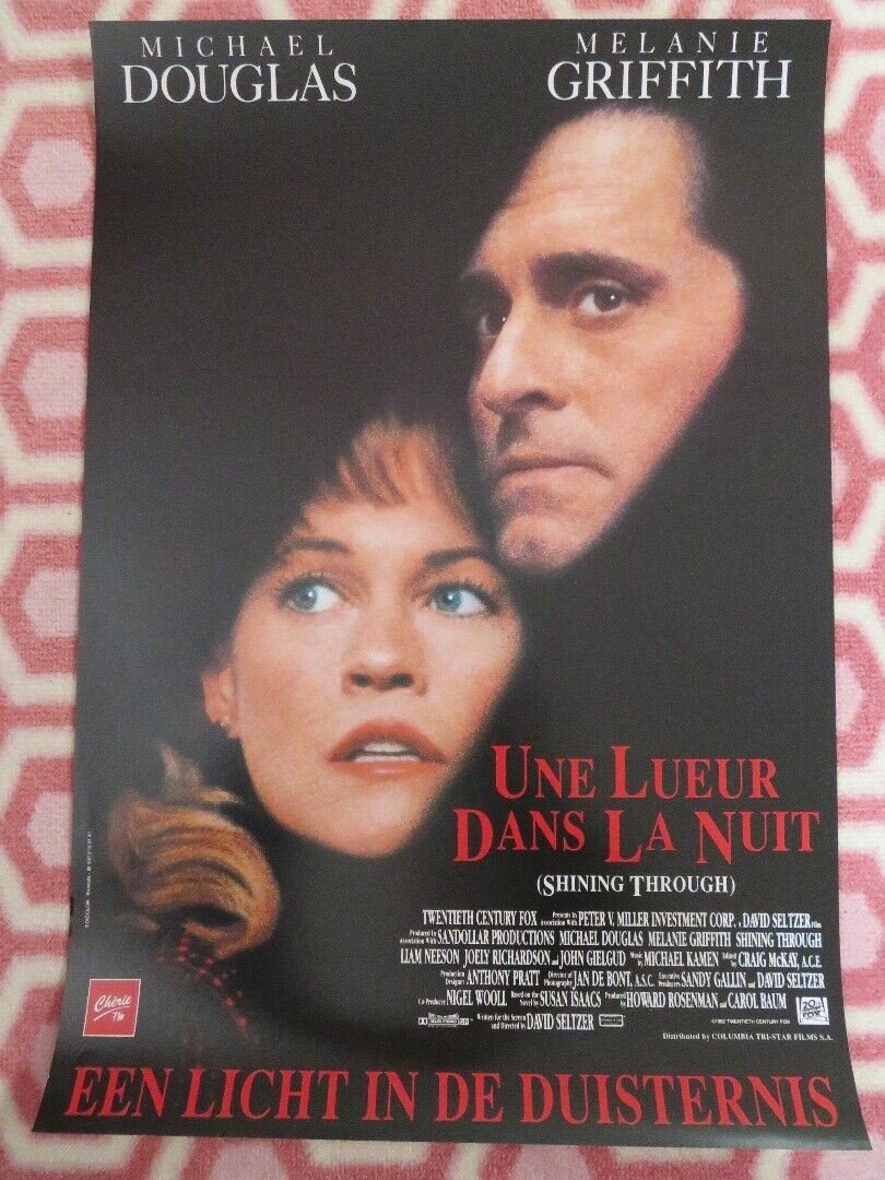 SHINING THROUGH / UNE LUEUR DANS LA NUIT BELGIUM (19"x 13")POSTER M. DOUGLAS '92 Movie posters