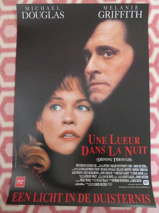 SHINING THROUGH / UNE LUEUR DANS LA NUIT BELGIUM (19"x 13")POSTER M. DOUGLAS '92 Movie posters