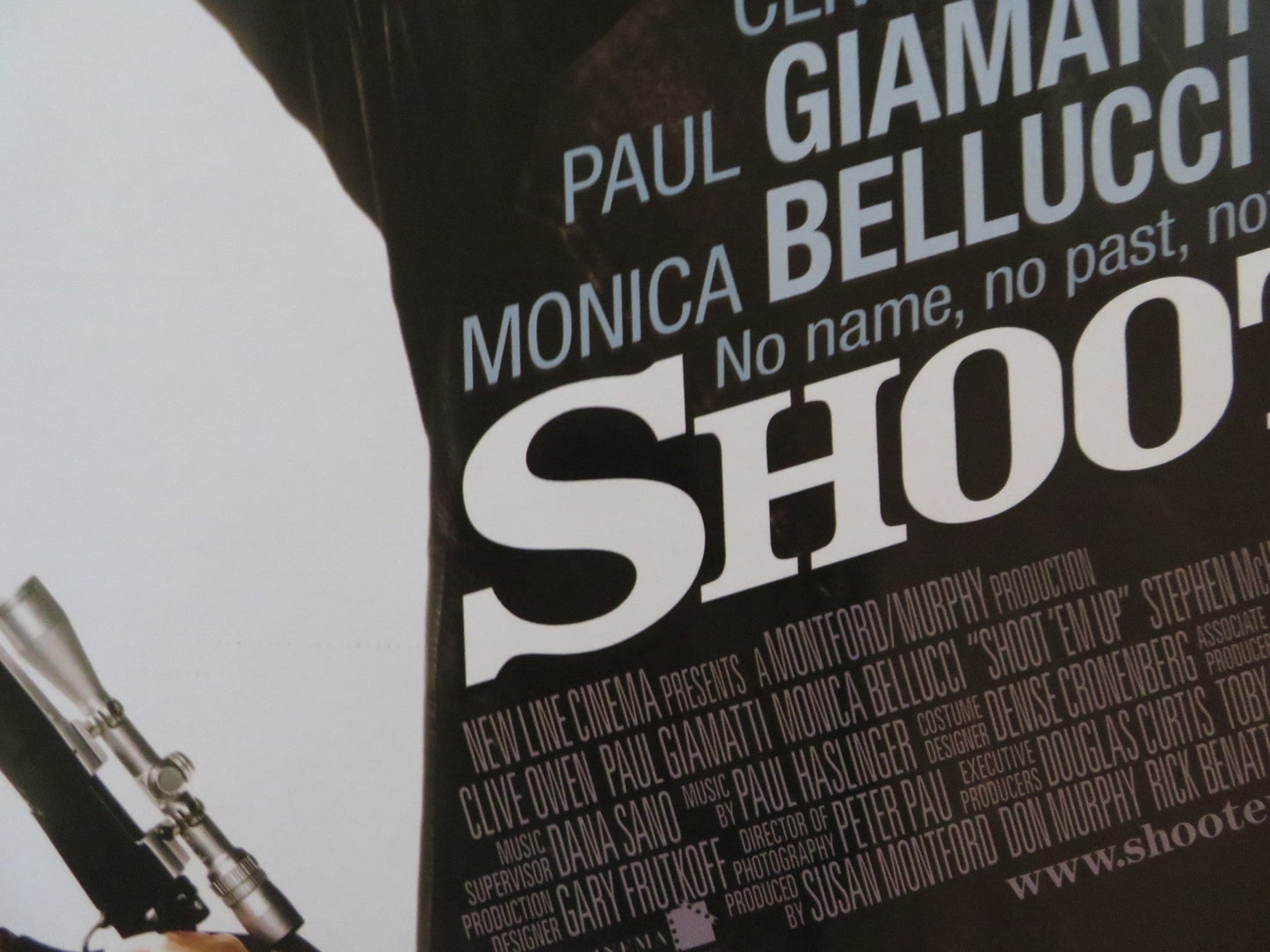 SHOOT 'EM UP UK QUAD (30"x 40") ROLLED POSTER CLIVE OWEN MONICA BELLUCCI 2007 Rendezvous Cinema Movie posters