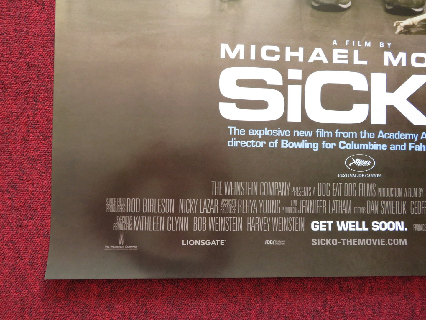 SICKO US ONE SHEET ROLLED POSTER MICHAEL MOORE TUCKER ALBRIZZI 2007 Rendezvous Cinema Movie posters