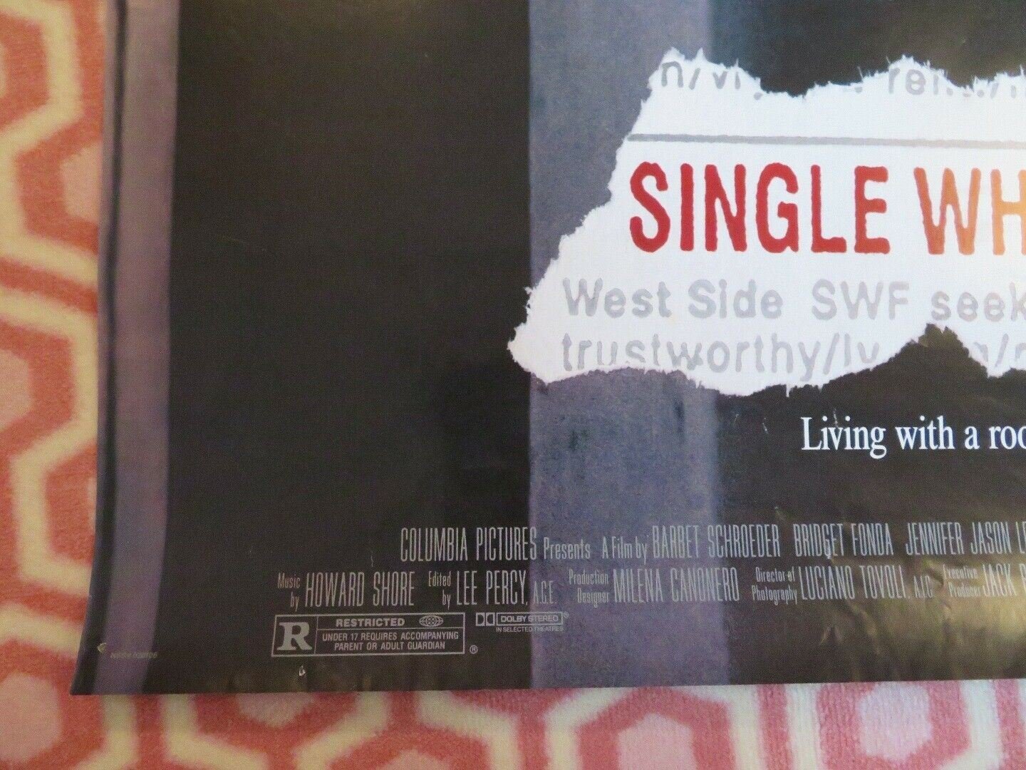 SINGLE WHITE FEMALE US ONE SHEET ROLLED POSTER BRIDGET FONDA 1992 - Rendezvous Cinema