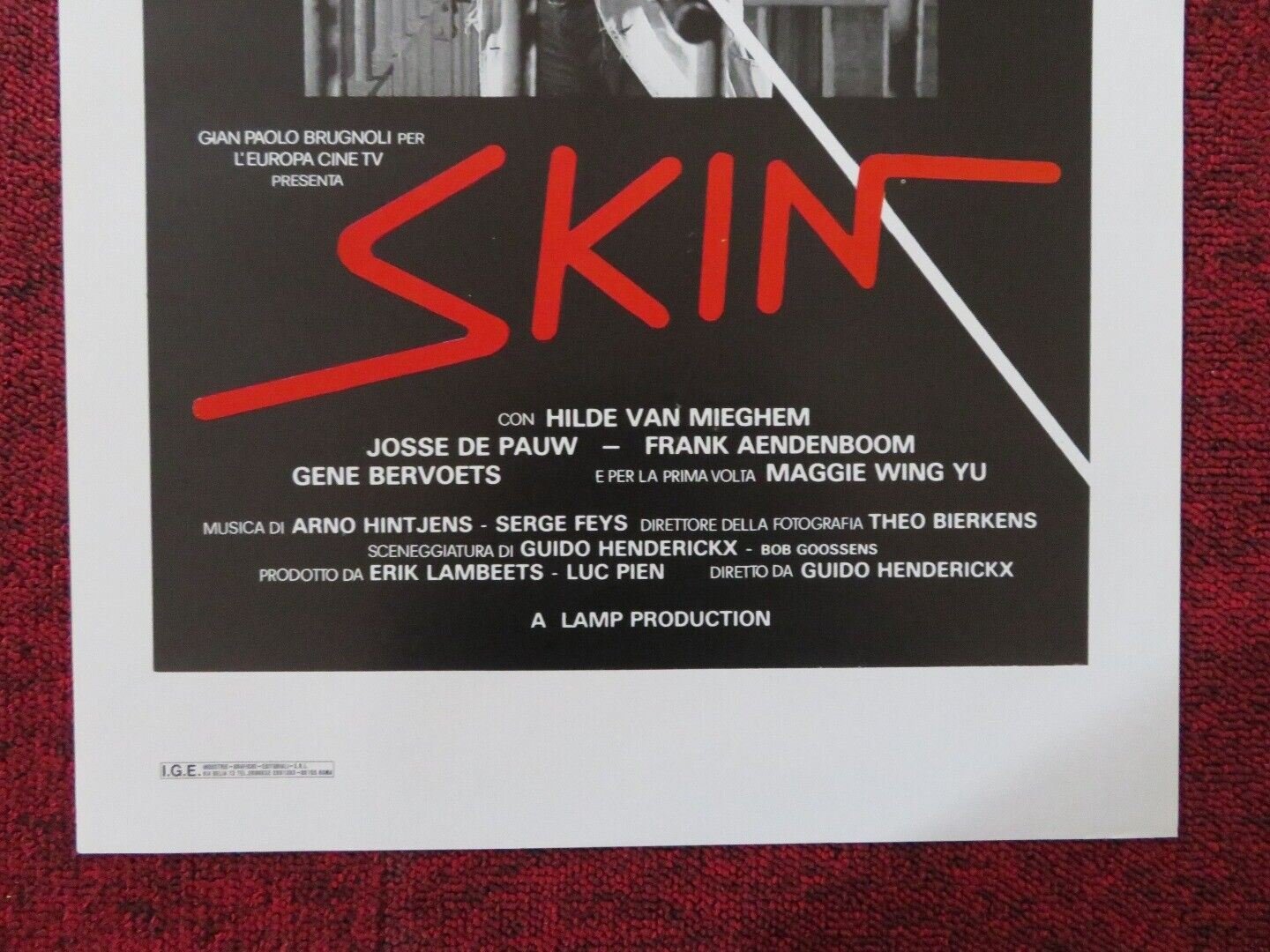 SKIN ITALIAN LOCANDINA (27.5"x12.5") POSTER ARNO HINTJENS 1987 Movie posters