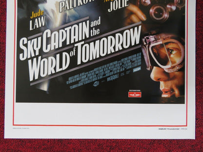 SKY CAPTAIN AND THE WORLD OF TOMORROW ITALIAN LOCANDINA (27.5"x13") POSTER 2004 Movie posters