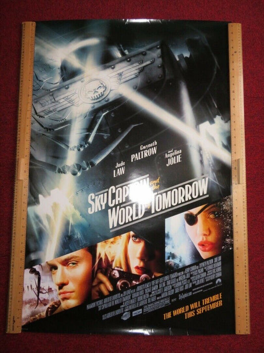 SKY CAPTAIN AND THE WORLD OF TOMORROW US ONE SHEET ROLLED POSTER JUDE LAW 2004 Movie posters