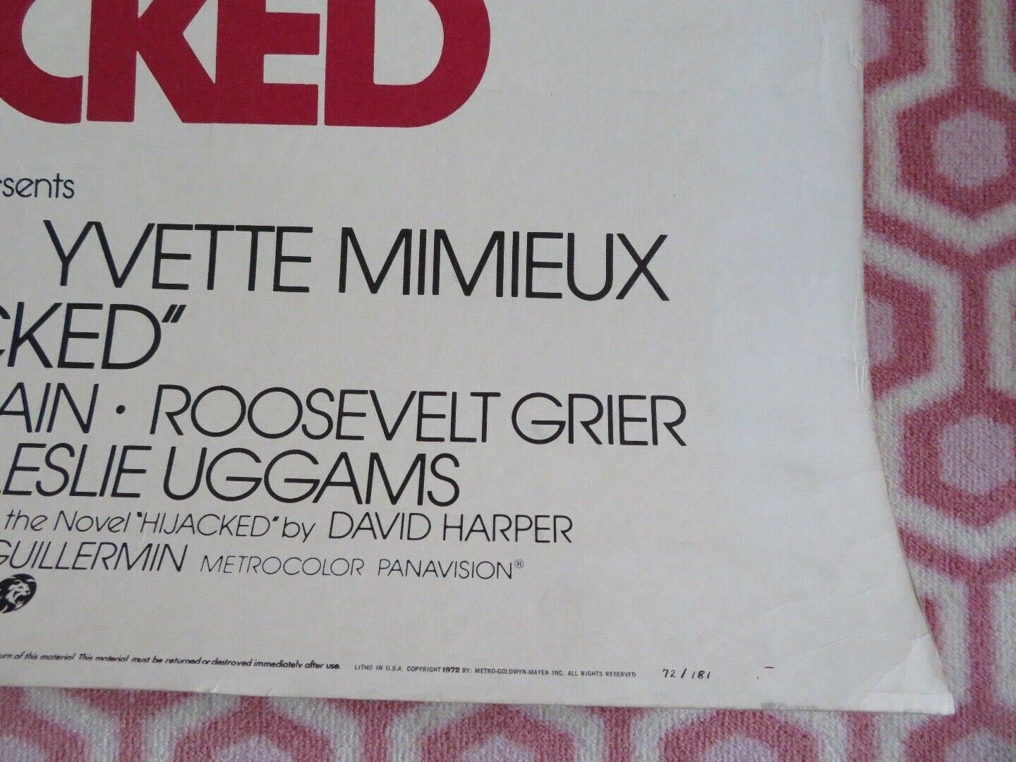 SKYJACKED 30"x 40" ON CARD ROLLED POSTER CHARLTON HESTON YVETTE MIMIEUX 1972 Movie posters