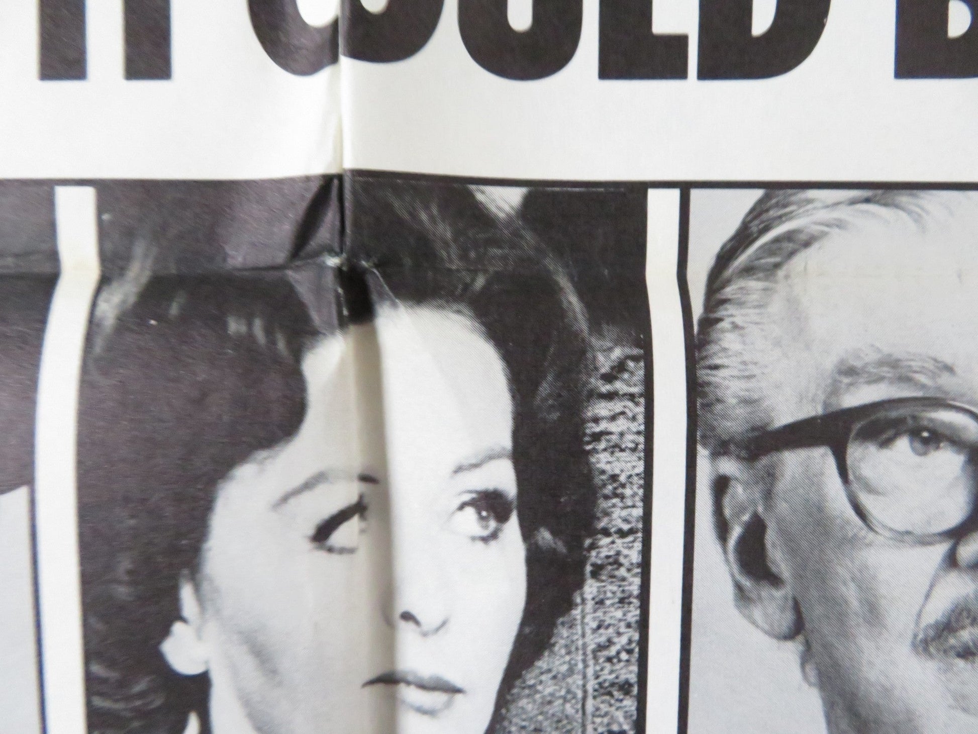 SKYJACKED FOLDED US ONE SHEET POSTER CHARLTON HESTON YVETTE MIMIEUX 1972 Rendezvous Cinema Movie posters