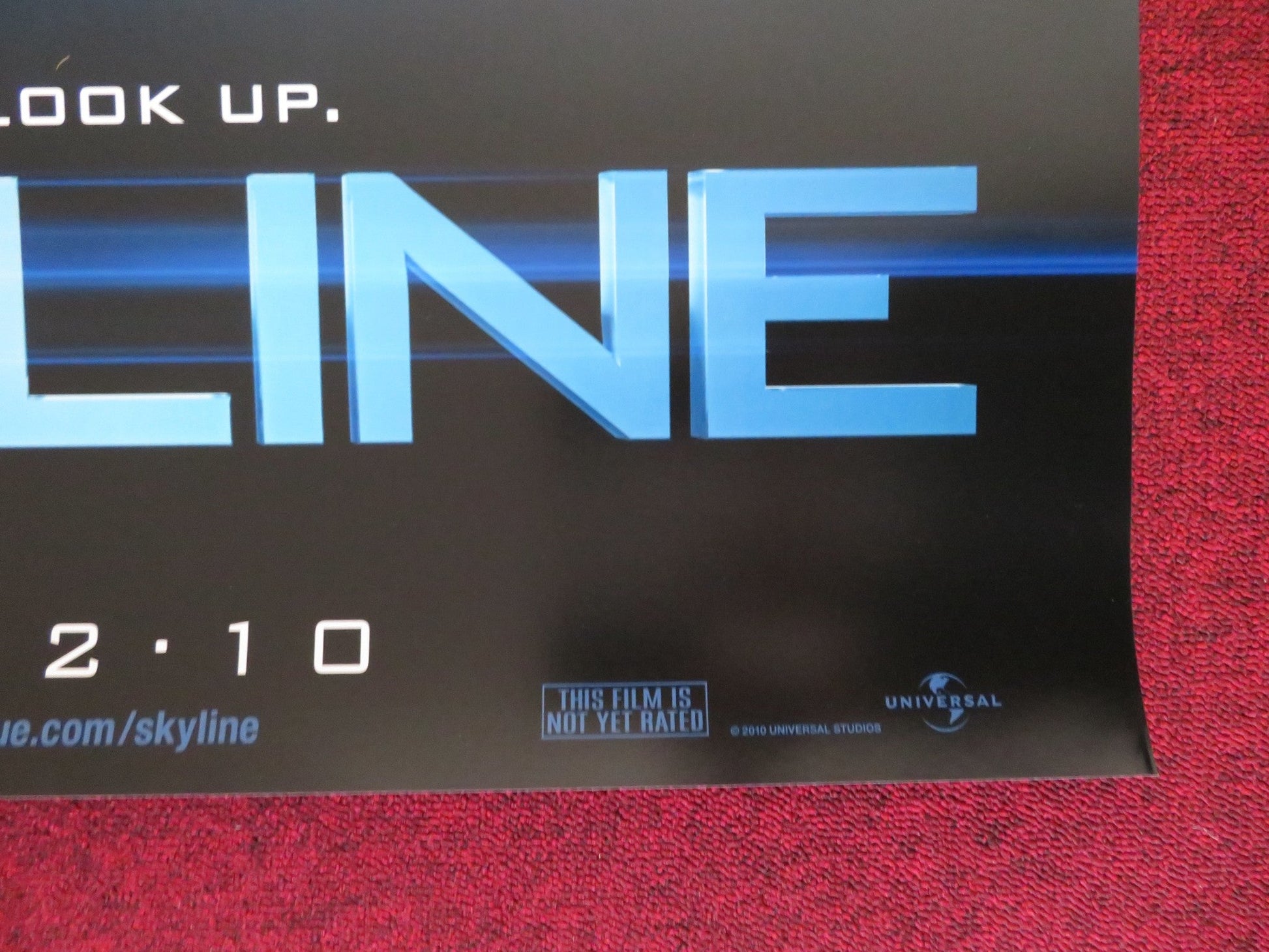 SKYLINE - B US ONE SHEET ROLLED POSTER ERIC BALFOUR SCOTTIE THOMPSON 2010 Rendezvous Cinema Movie posters