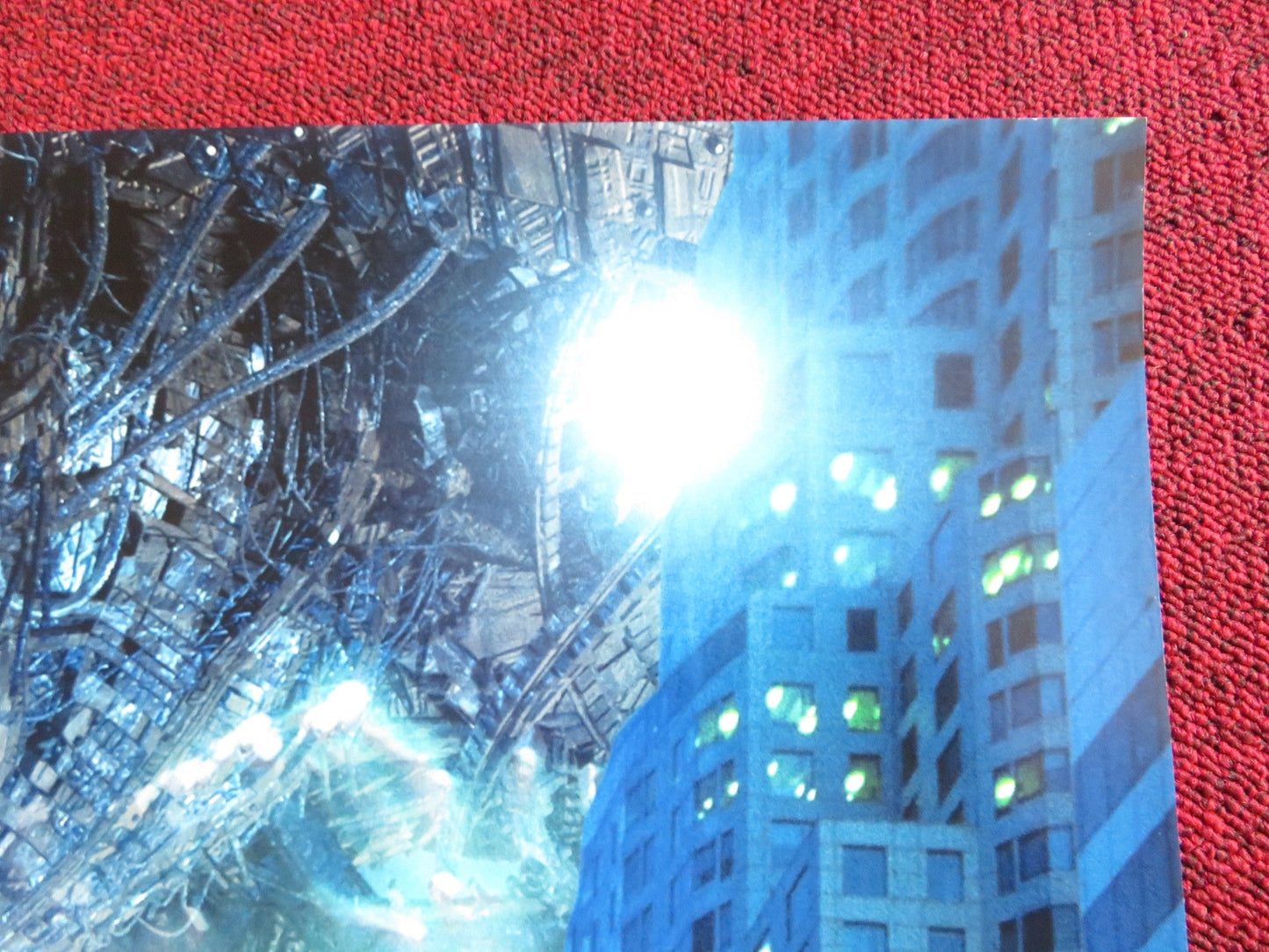 SKYLINE - C US ONE SHEET ROLLED POSTER ERIC BALFOUR SCOTTIE THOMPSON 2010 Rendezvous Cinema Movie posters