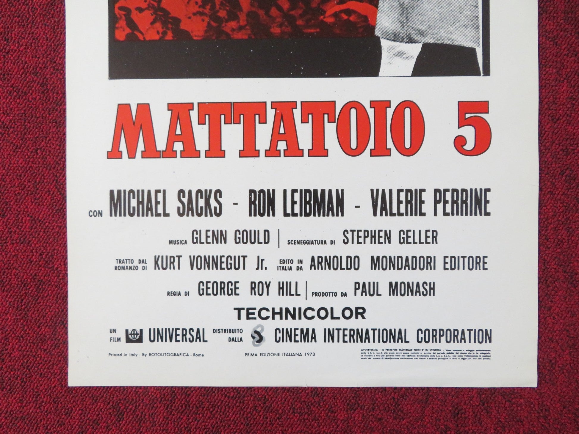 SLAUGHTERHOUSE FIVE ITALIAN LOCANDINA POSTER MICHAEL SACKS RON LEIBMAN 1982 Rendezvous Cinema Movie posters