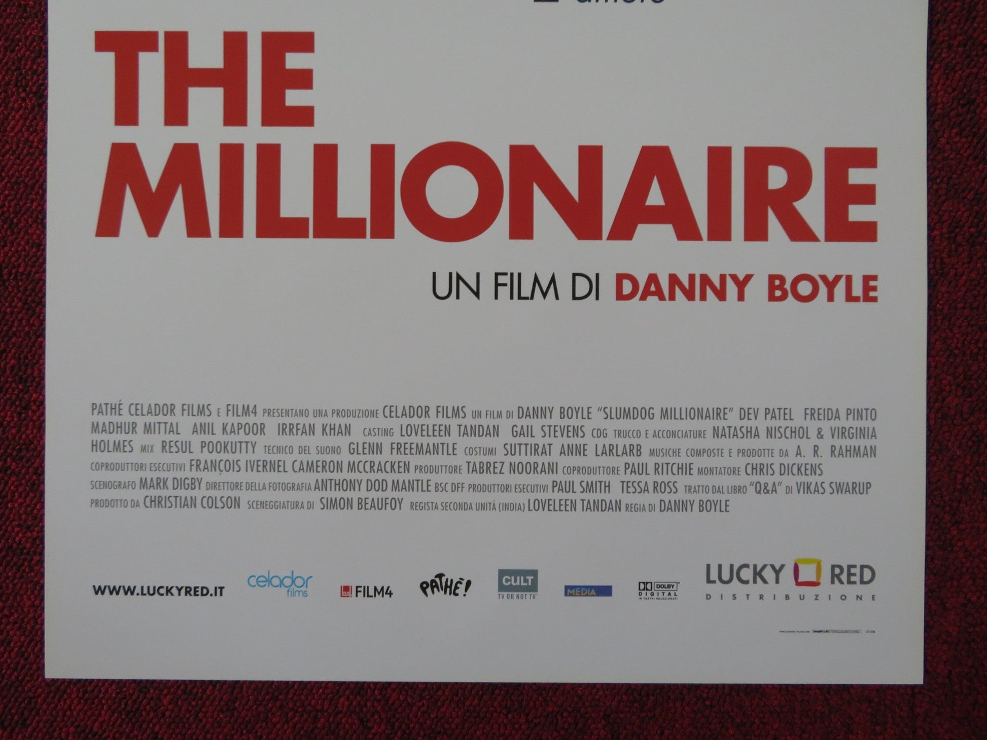 SLUMDOG MILLIONAIRE ITALIAN LOCANDINA POSTER DEV PATEL FREIDA PINTO 2008 Rendezvous Cinema Movie posters