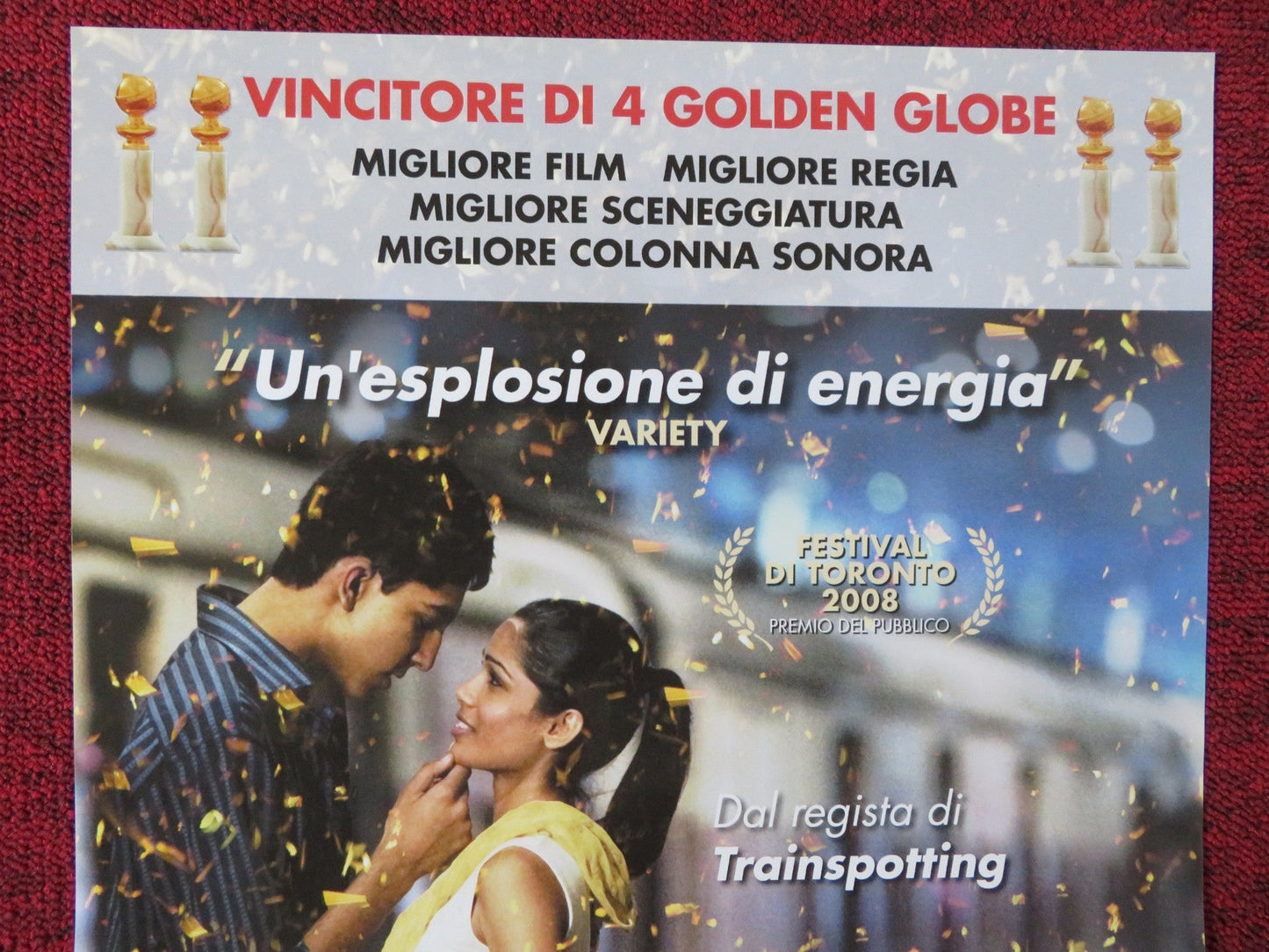 SLUMDOG MILLIONAIRE ITALIAN LOCANDINA POSTER DEV PATEL FREIDA PINTO 2008 Rendezvous Cinema Movie posters