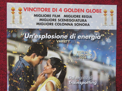 SLUMDOG MILLIONAIRE ITALIAN LOCANDINA POSTER DEV PATEL FREIDA PINTO 2008 Rendezvous Cinema Movie posters