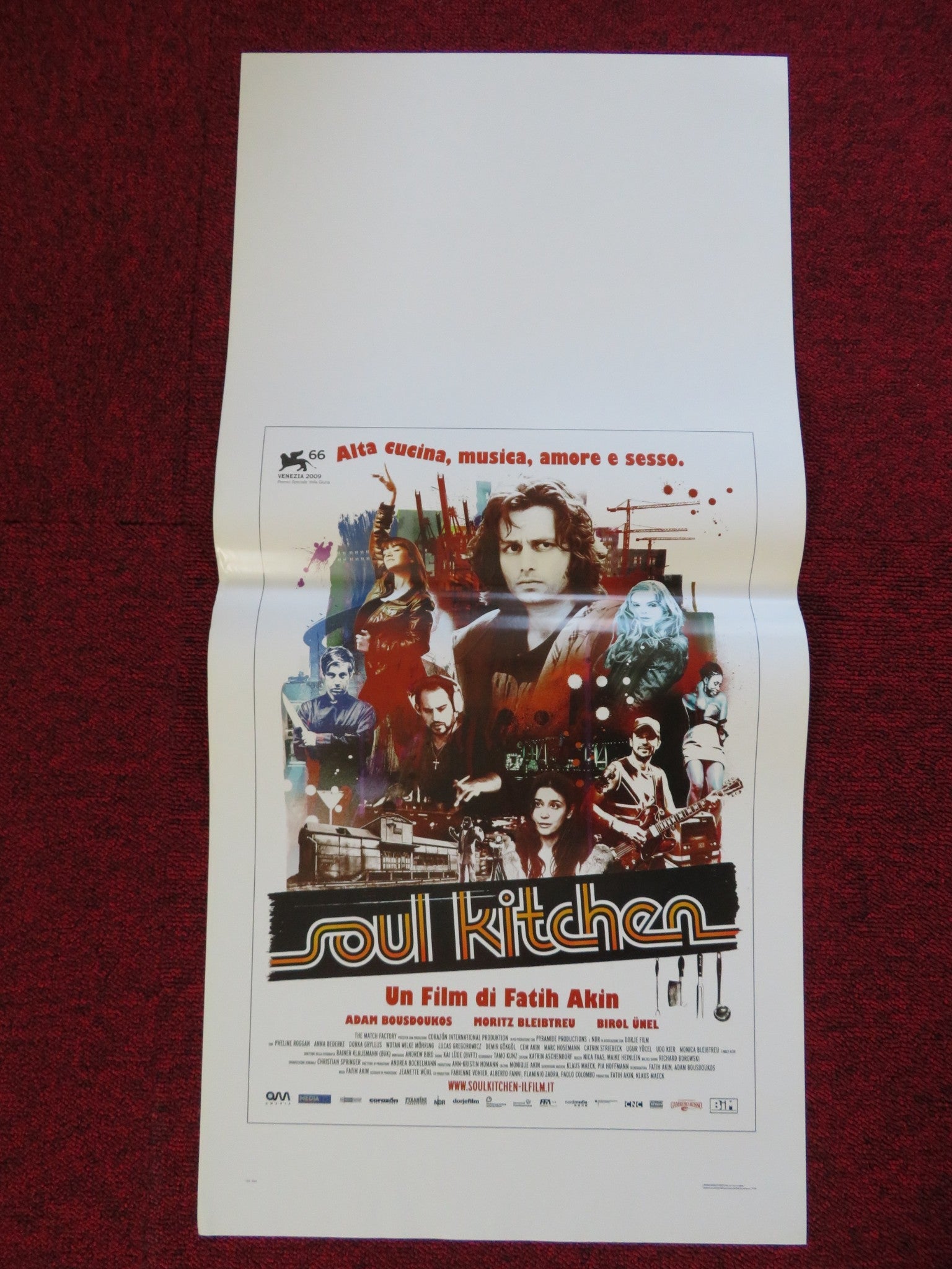 SOUL KITCHEN ITALIAN LOCANDINA (27.5"x13") POSTER ADAM BOUSDOUKOS 2009 Rendezvous Cinema Movie posters