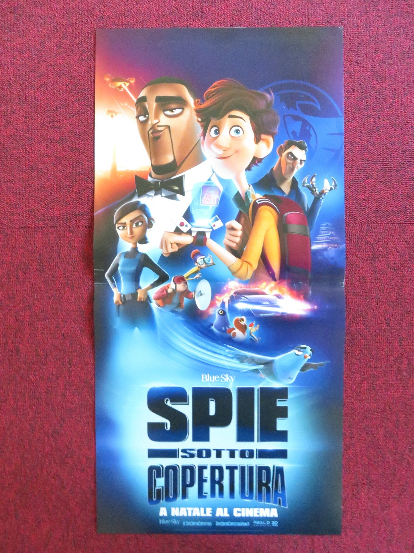 SPIES IN DISGUISE ITALIAN LOCANDINA POSTER RACHEL BROSNAHAN JARRETT BRUNO 2019 Rendezvous Cinema Movie posters