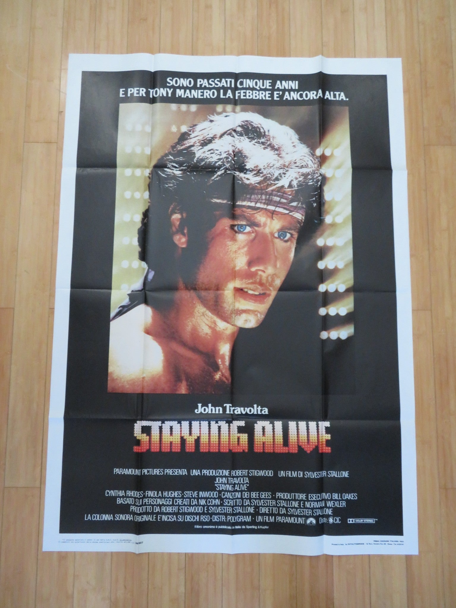 STAYING ALIVE ITALIAN 2 FOGLIO POSTER JOHN TRAVOLTA CYNTHIA RHODES 1983 Rendezvous Cinema Movie posters
