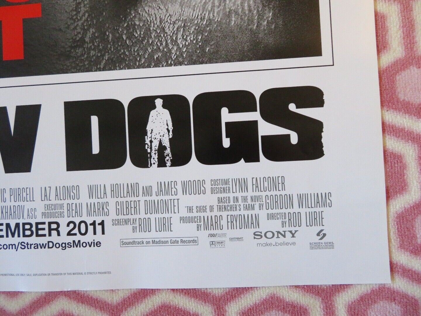 STRAW DOGS US ONE SHEET ROLLED POSTER JAMES MARSDEN JAMES WOOD 2011 Movie posters