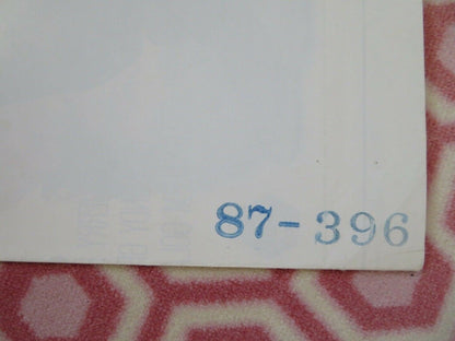 SURRENDER STYLE B US ONE SHEET POSTER MICHAEL CAINE SALLY FIELD 1987 Movie posters