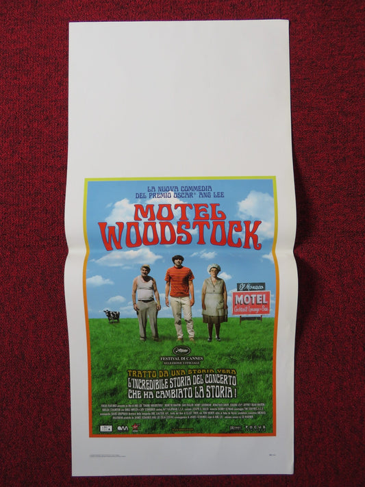 TAKING WOODSTOCK ITALIAN LOCANDINA POSTER DEMETRI MARTIN IMELDA STAUNTON 2009 Rendezvous Cinema Movie posters