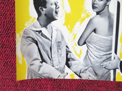 THAT FUNNY FEELING - B ITALIAN FOTOBUSTA POSTER SANDRA DEE BOBBY DARIN 1965 Rendezvous Cinema Movie posters