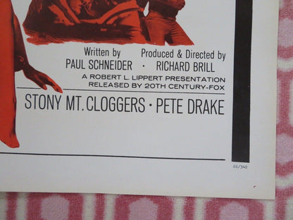 THAT TENNESSEE BEAT US ONE SHEET POSTER MINNIE PEARL MERLE TRAVIS 1966 - Rendezvous Cinema