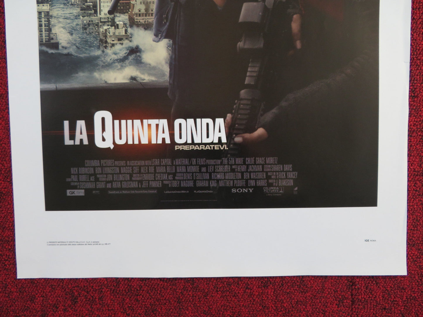 THE 5TH WAVE ITALIAN LOCANDINA POSTER CHLOE GRACE MORETZ NICK ROBINSON 2016 Rendezvous Cinema Movie posters